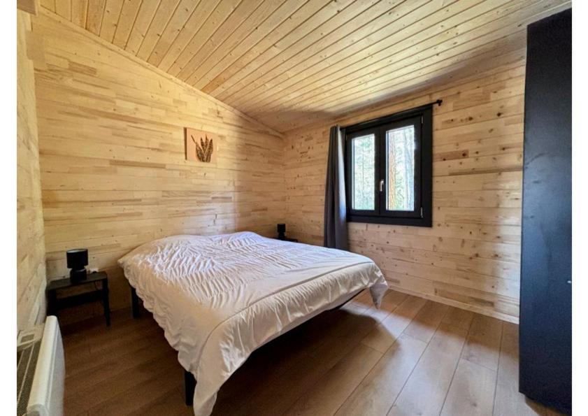 Parc Residentiel De Loisir : Le Loup Blanc Du Riou Hotel Barcelonnette Eksteriør billede